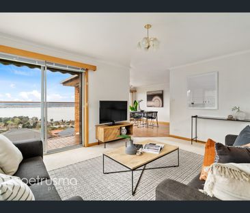 2/452 Churchill Avenue, Sandy Bay, Tas 7005 - Photo 6