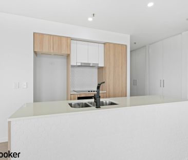 Modern Living in the Heart of Gungahlin - Photo 5