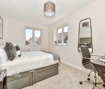 3 bedroom semi-detached house to rent - Photo 4