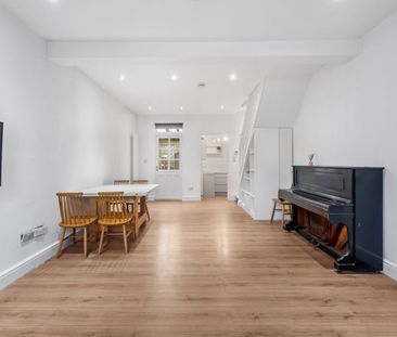 3 bedroom mid terraced house to rent, - Photo 1