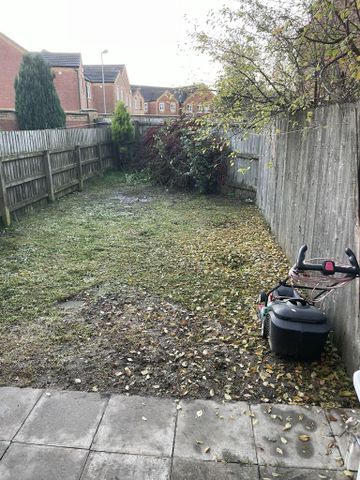 3 bedroom terraced house to rent - Photo 3