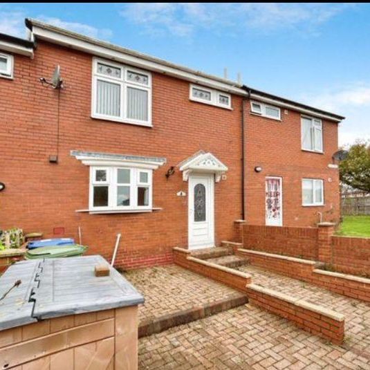 3 bedroom terraced house to rent - Photo 1