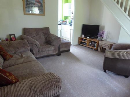 2 bedroom terraced house to rent - Photo 2