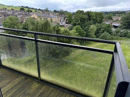 Ledgard Wharf, Mirfield, West Yorkshire - Photo 2