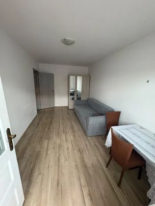 Garsoniera Confort 1 Etaj 3 - Zona Zamca - Fotografie 1