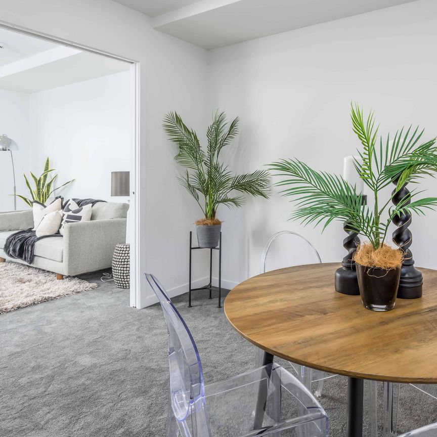 Luxury Living - Photo 1