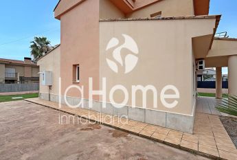 Casa o chalet de alquiler en La Conarda - Montesano