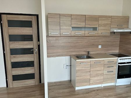 Pronájem bytu 2+kk 40 m² - Photo 3