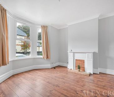 4 bedroom terraced house to rent - Photo 4