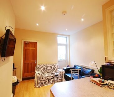 3 Bed - Grosvenor Avenue, Jesmond - Photo 6