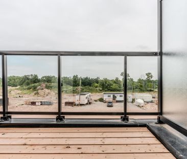 For Lease - 1577 Rose Way Unit# 115, Milton, Ontario - Photo 4