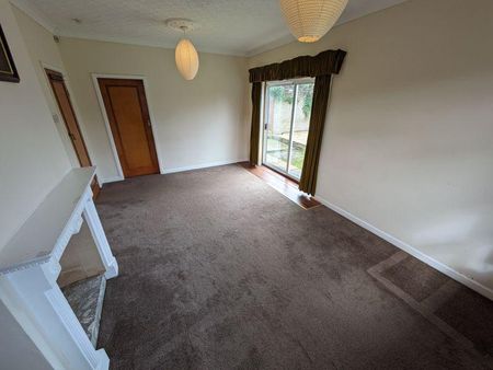 3 bedroom detached house to rent - Photo 2