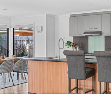 Timeless 4 bedroom Family Living in Leafy Berwick - available now. - Photo 5