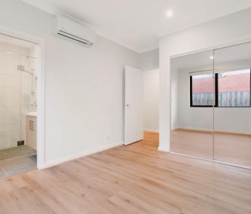 2Bedrooms, 2Bathrooms - Photo 3