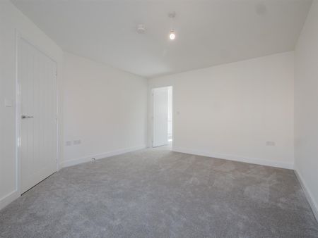 3 Bedroom House To Rent - Photo 4