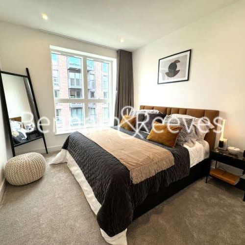 Sibley House, Accolade Avenue, UB1 - Photo 1