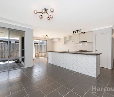 Easy Beachside Living - Photo 2