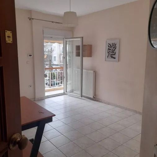 Studio/Γκαρσονιέρα για ενοικίαση - Νεάπολη, - Photo 1