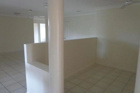 Spacious Home in Popular Willow Gardens - Photo 4