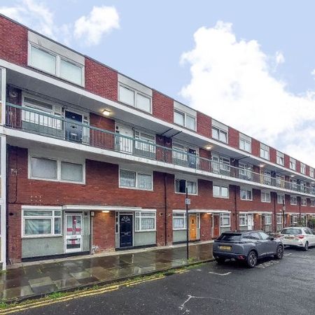 Room in a Shared Flat, Muscal House, W6 - Photo 4