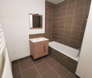 « MONTFAVET - APPARTEMENT T2 44.10M² AVEC TERRASSE ET PARKING » - Photo 6