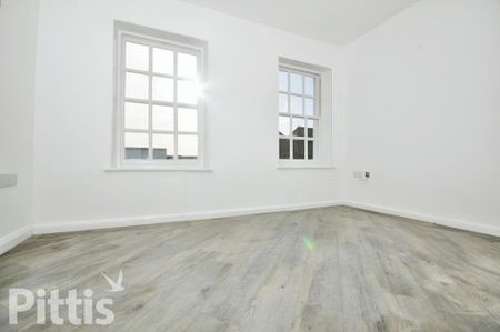 2 bedroom flat to rent - Photo 4