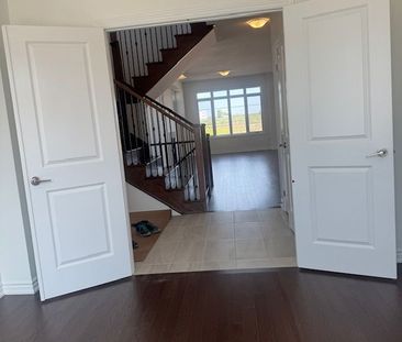 For Lease - 1423 Savoline Boulevard, Milton, Ontario - Photo 5