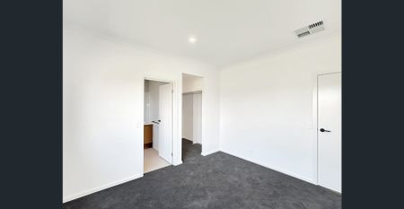 12 Wild Orchid Street, Brookfield, Vic 3338 - Photo 2