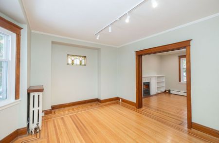 For Lease - 22 Prospect Street Unit# 1, Hamilton, Ontario - Photo 3