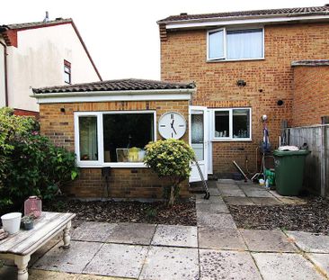 2 bedroom semi-detached house to rent - Photo 1