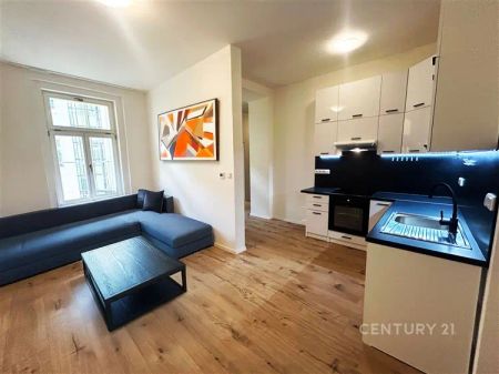 Moderní a světlý byt 2+kk 50 m - Fotografie 3