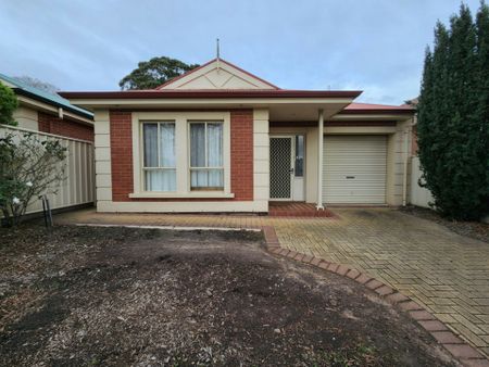 WHAT A LOCATION! - Photo 5