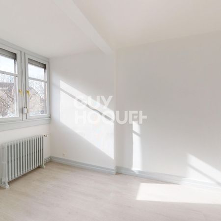 Location Appartement 2 pièces 43m² - Photo 4