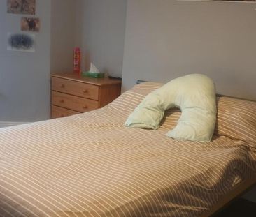 35 Seymour Avenue - Photo 5