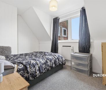 Seaview Avenue, West Mersea, CO5 - Photo 5