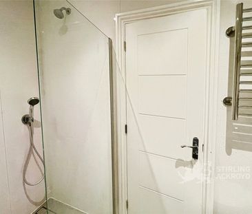 Victoria Street, Englefield Green, Egham, Surrey, TW20 0QY - Photo 1