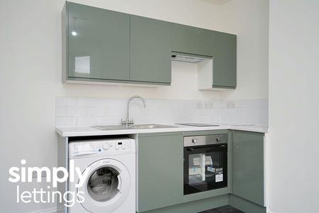 Studio to rent - Photo 3