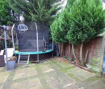 Fearnley Street, Wd, Watford, WD18 - Photo 2