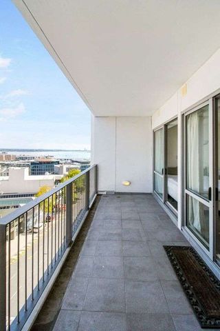 Furnished 3-bedroom Apartment in Auckland CBD! - Photo 3