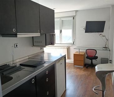 Piso de alquiler en Avenida de Nocedo, 8, San Mamés - La Palomera - Photo 2