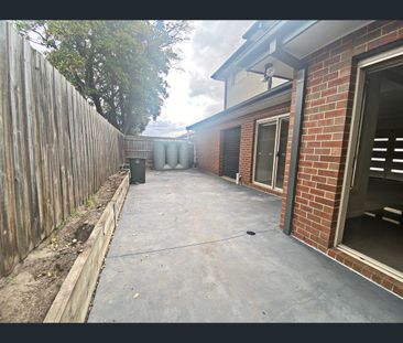2/61 Jessie Street, Preston, Vic 3072 - Photo 3
