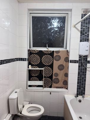 Studio Flat, Bed Studio, LS12 - Photo 1