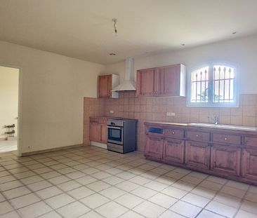 MAISON RECENTE VILLENEUVE LES AVIGNON - 5 pièce(s) - 150 m2, - Photo 6