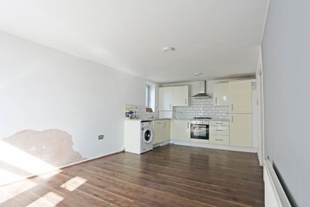 Price £1,550 pcm - Let - Photo 4