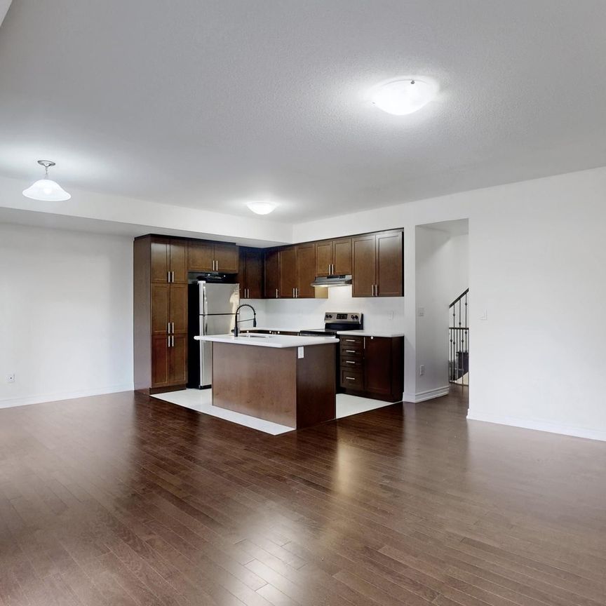 For Lease - 20 John Rudkin Lane, Markham, Ontario - Photo 1