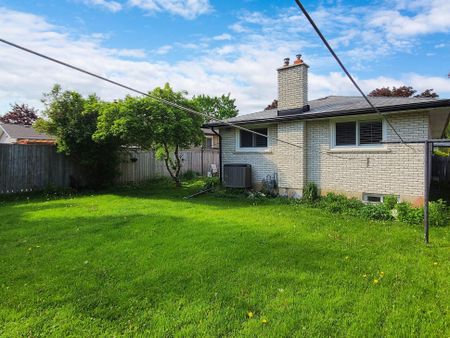 For Lease - 591 Dogwood Lane, Waterloo, Ontario - Photo 5