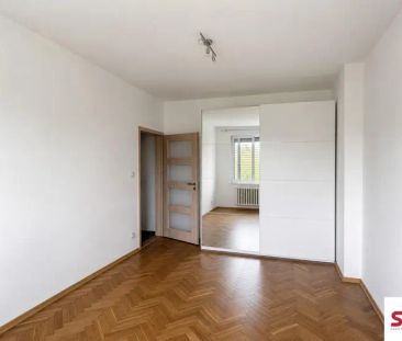 Pronájem prostorného bytu 2+kk částečně zařízený se klepem Púchovsk... - Photo 3