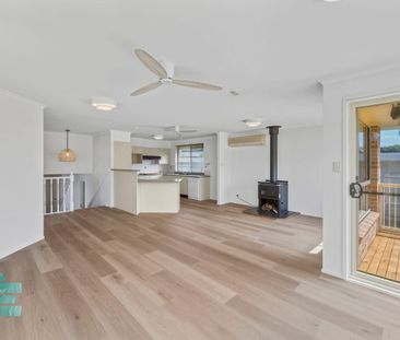 Spacious Coastal Living - Photo 4