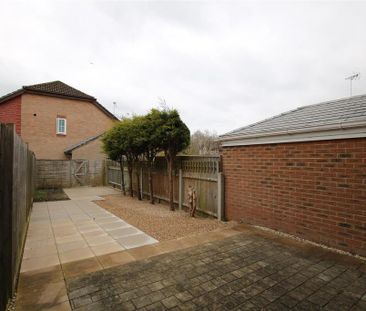 2 bedroom terraced house to rent - Photo 2