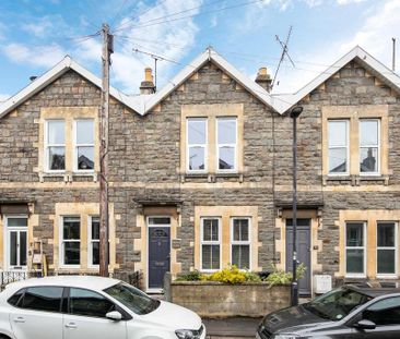 2 bedroom terraced house to rent - Photo 4
